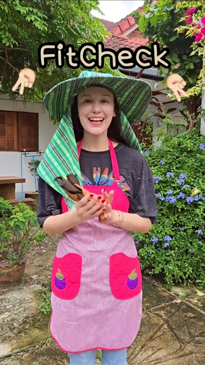 แจ็คกี้ ชาเคอลีน