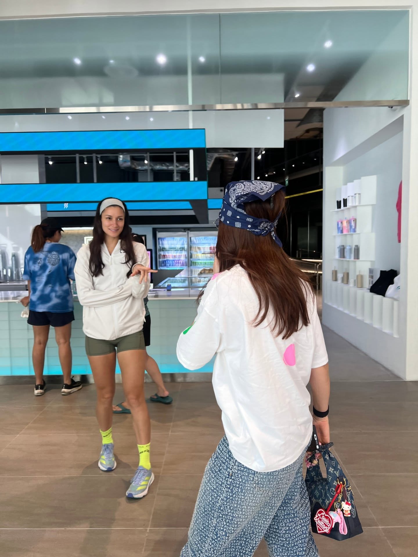 รังษีสิงห์พิพัฒน์