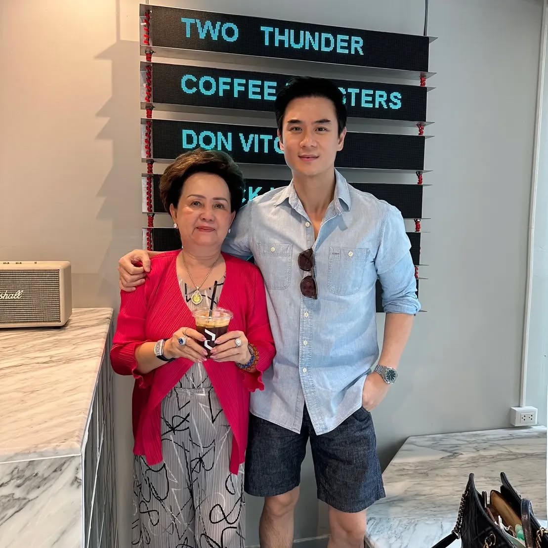 คุณย่าอุไรวรรณ