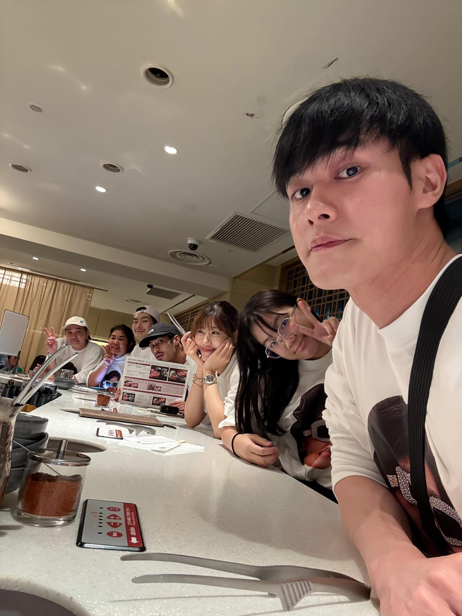 หน่อง ธนา