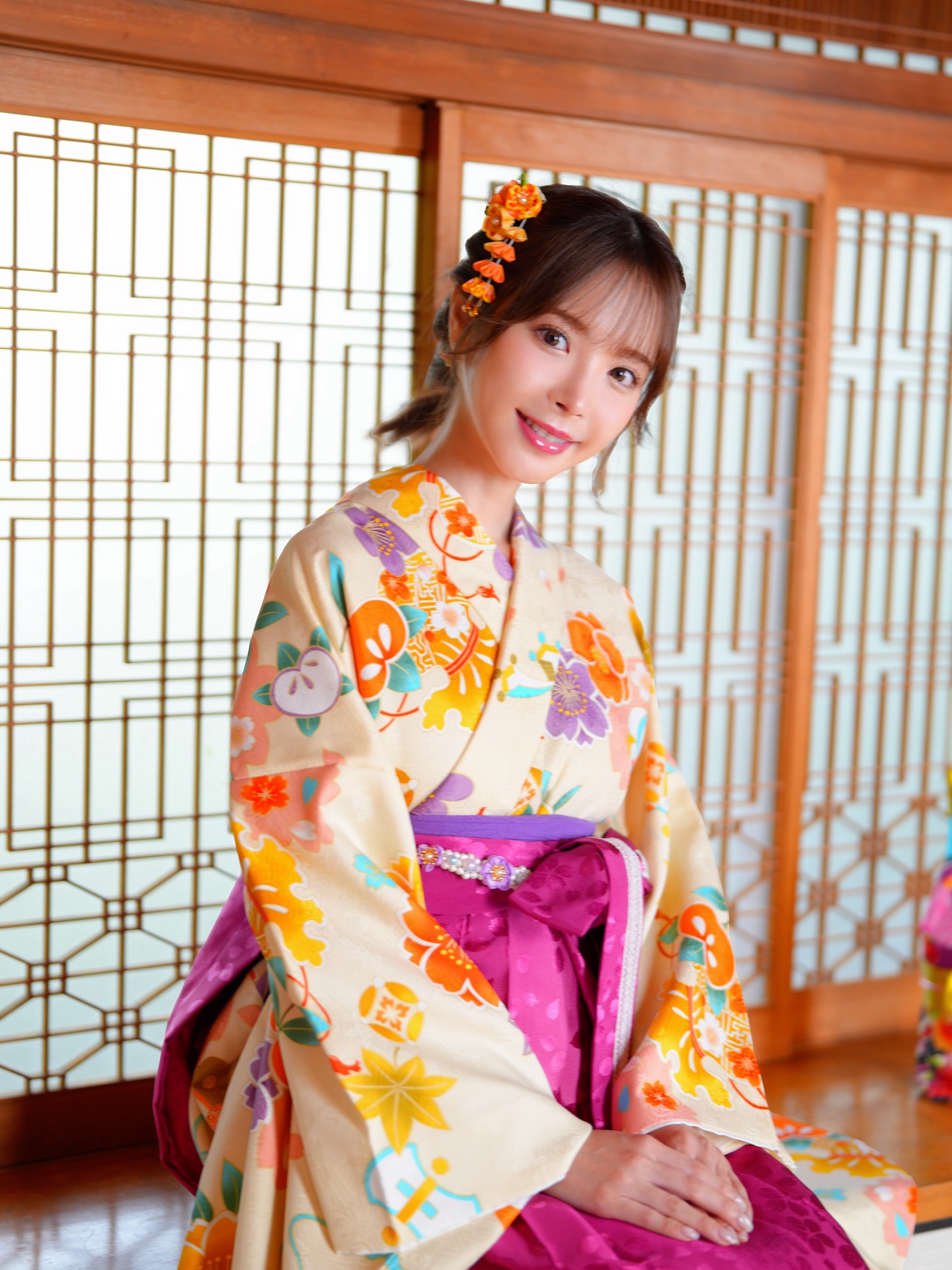 คานะ โมโมโนงิ 