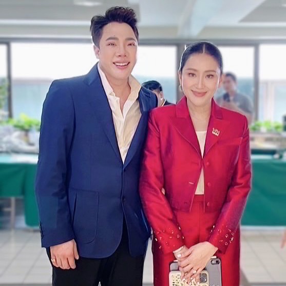 มดดำ อุ๊งอิ๊ง