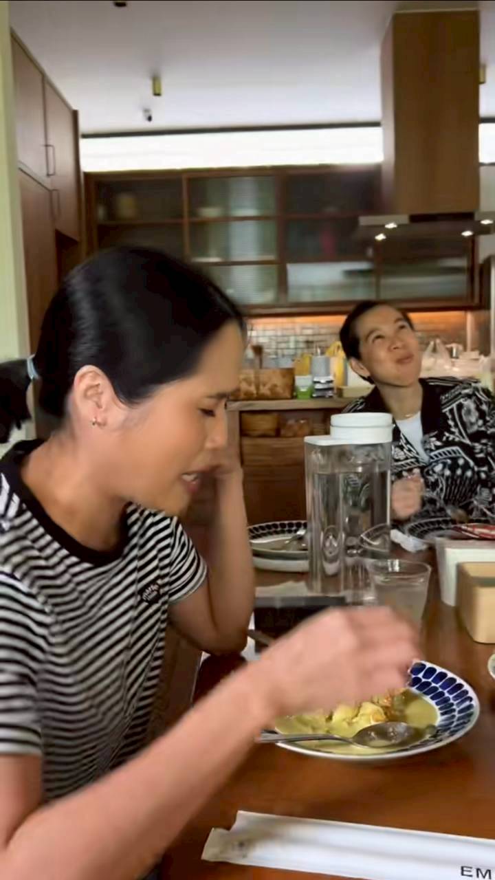 หน่อย บุษกร