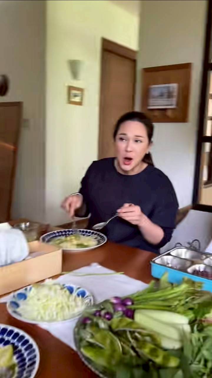 หน่อย บุษกร