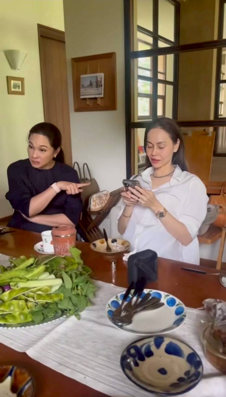 หน่อย บุษกร