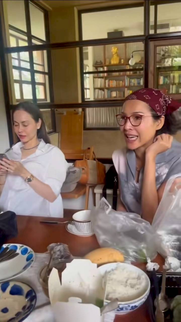 หน่อย บุษกร