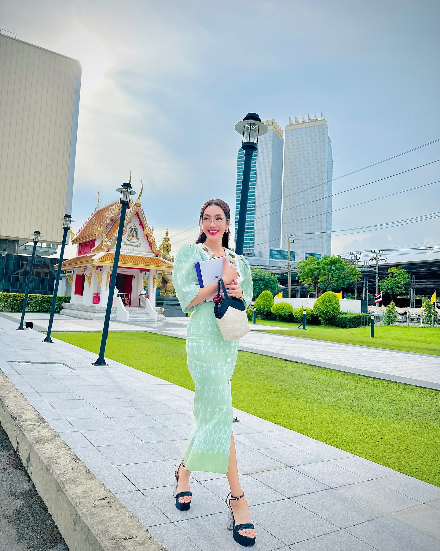 อ๋อม สกาวใจ