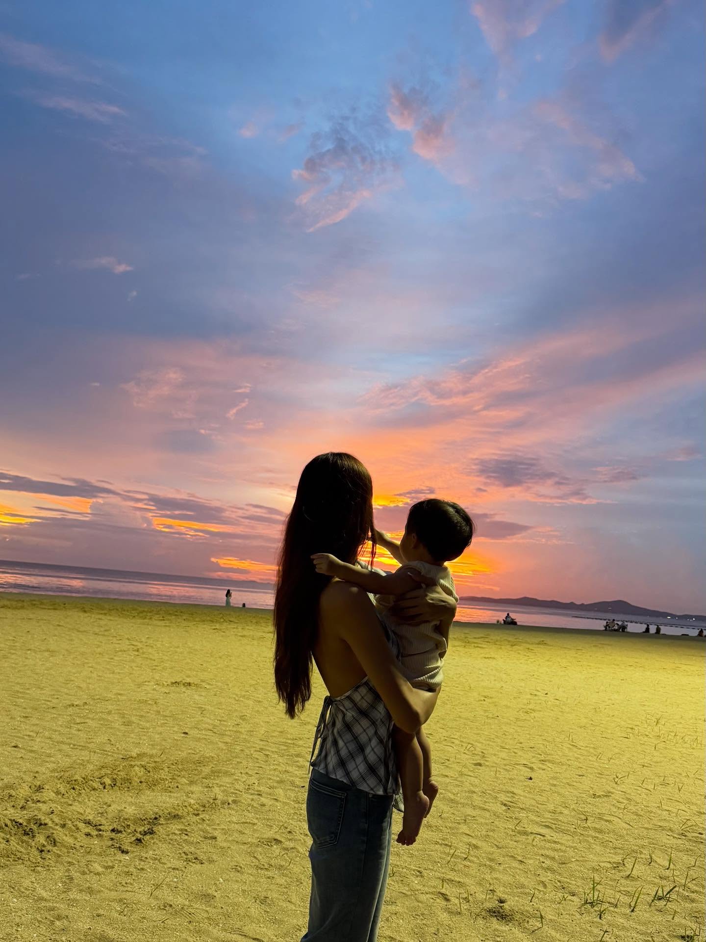 ใบหม่อน กิตติยา