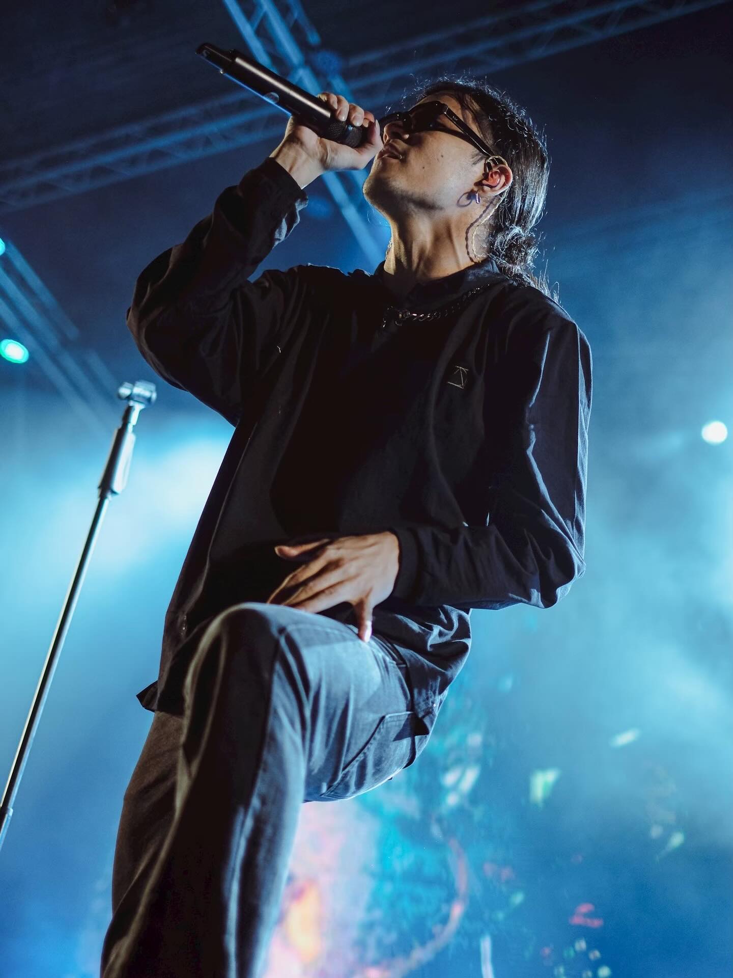 เก้า จิรายุ