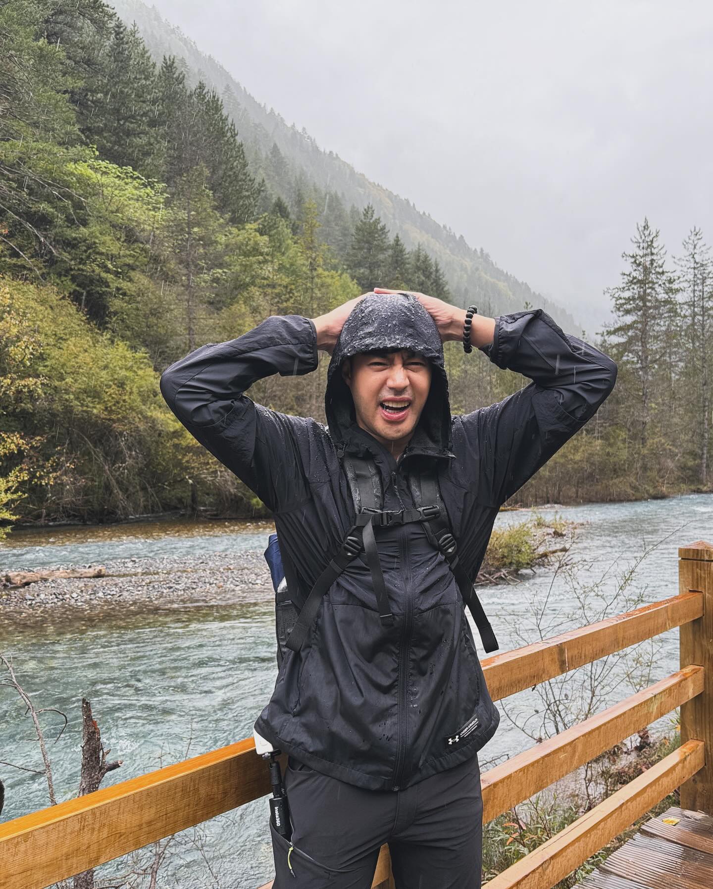 ท็อป จรณ