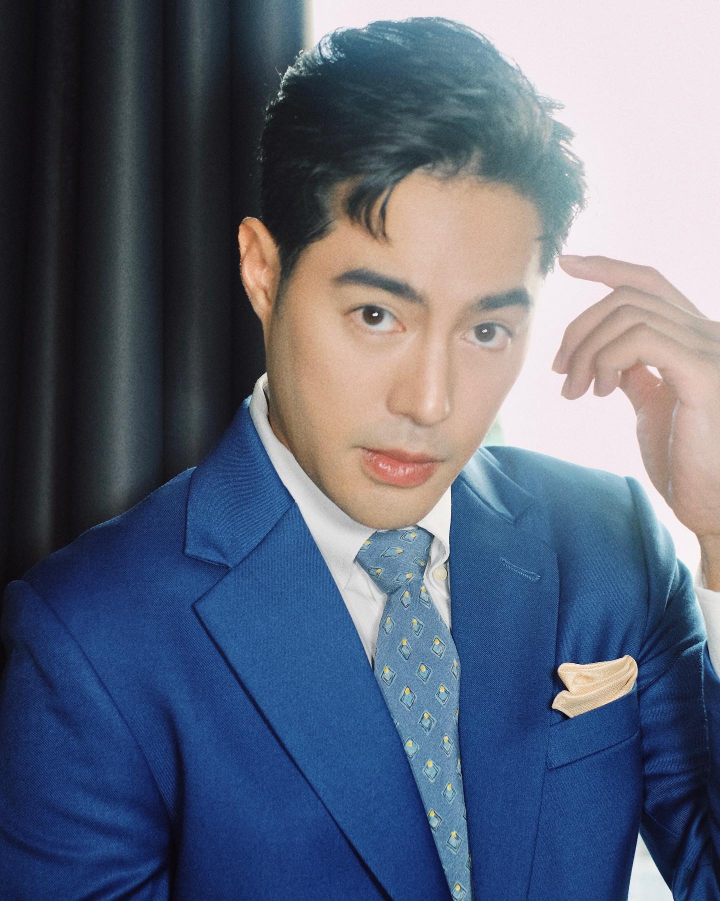 ท็อป จรณ