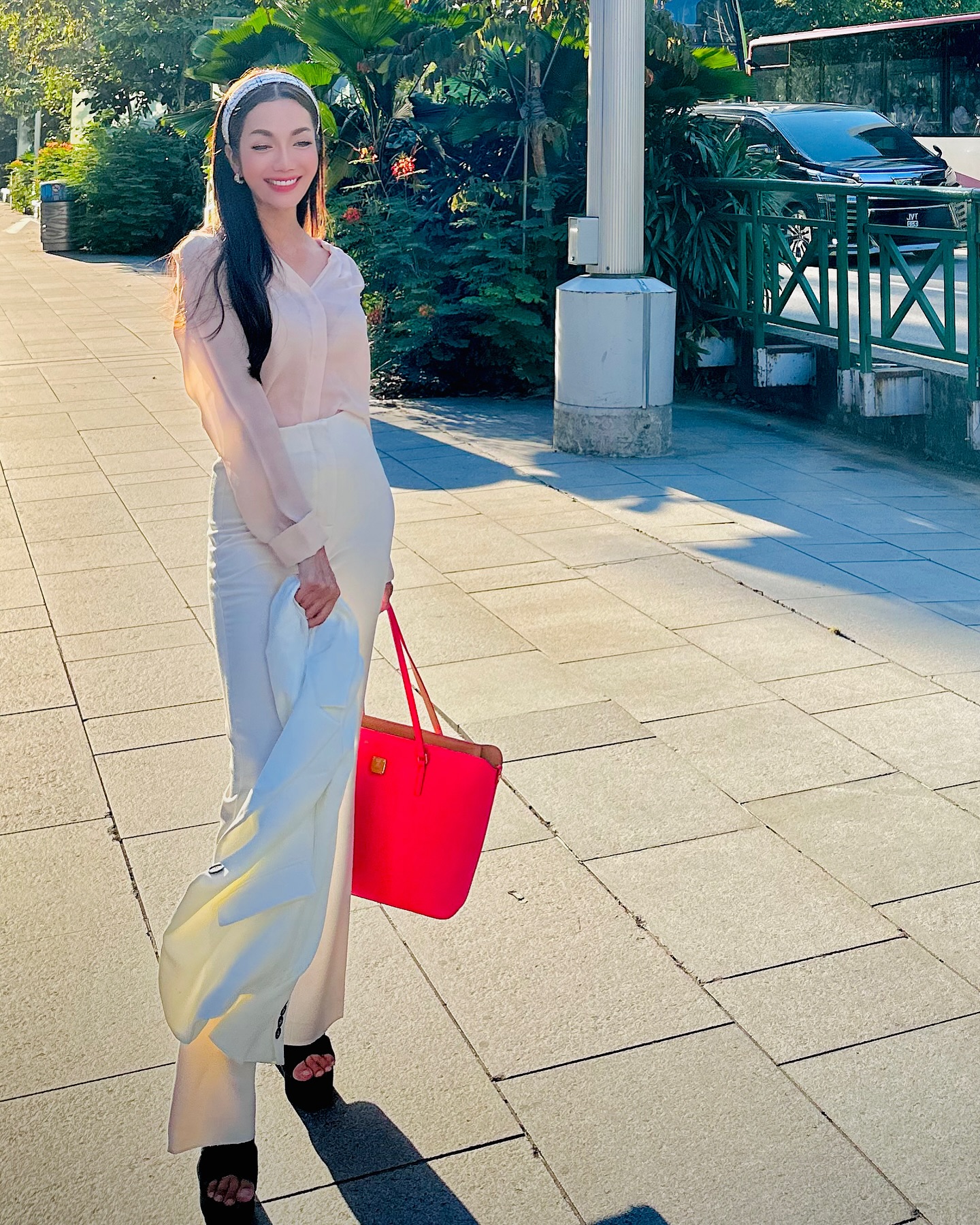 อ๋อม สกาวใจ