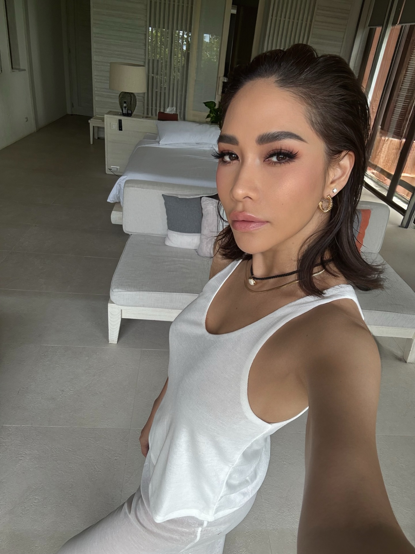 พลอย โต้ง