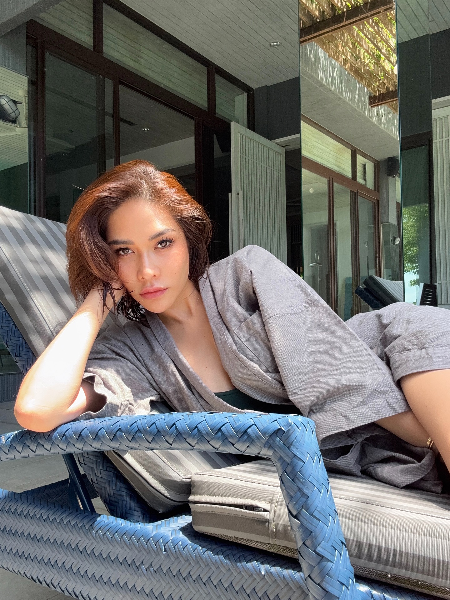 พลอย โต้ง