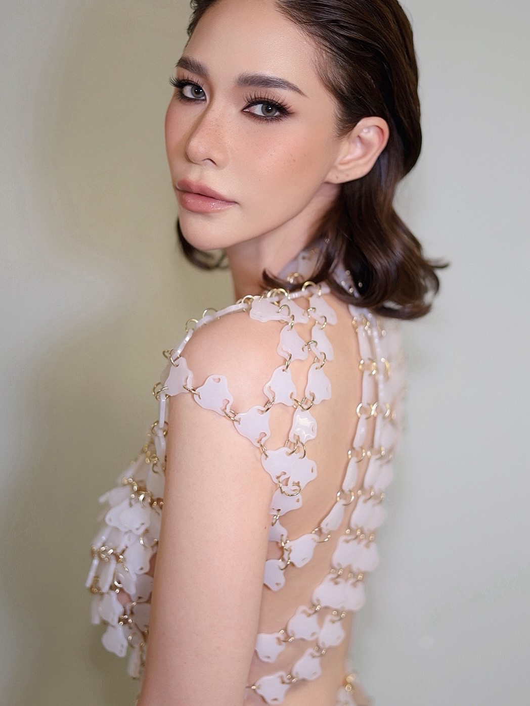 พลอย โต้ง