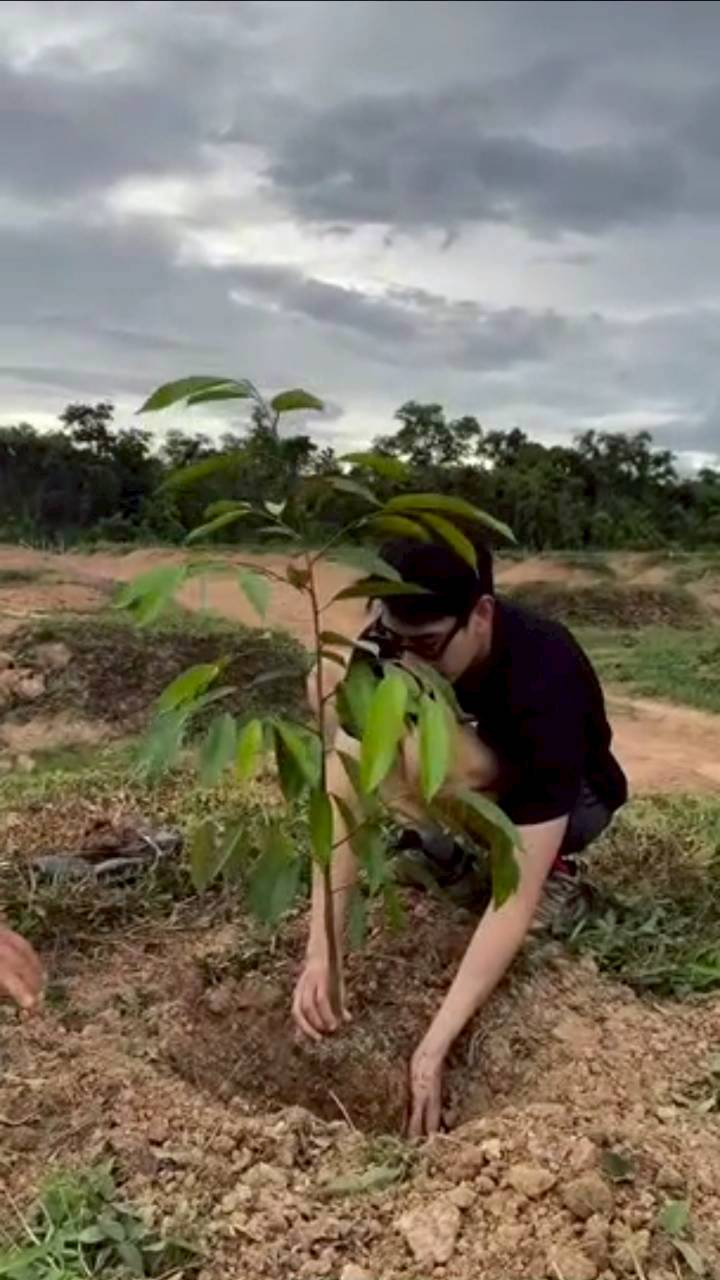 เคน ภูภูมิ