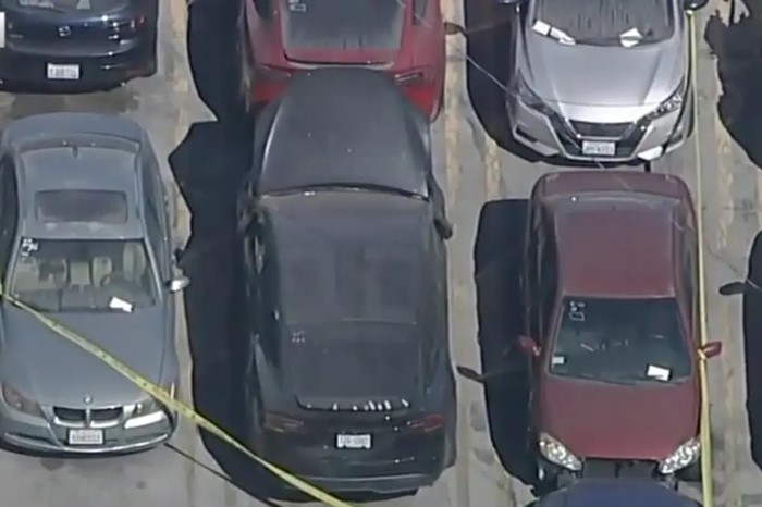 ศพเด็กสาวโผล่ในรถนักร้องดัง D4vd