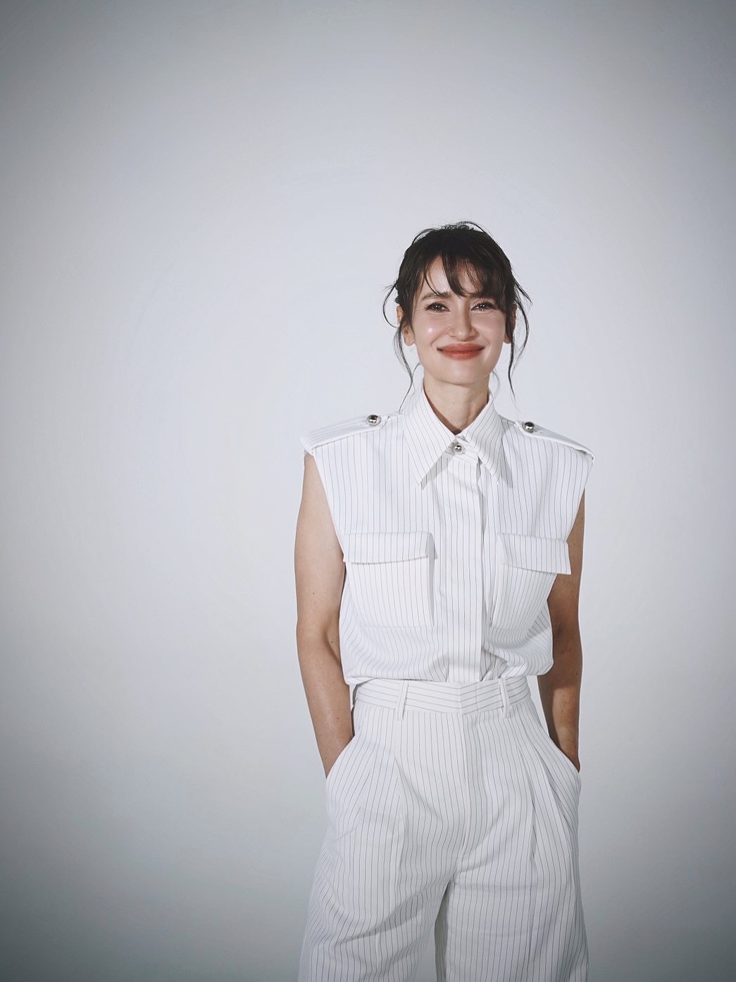 แอน ทองประสม