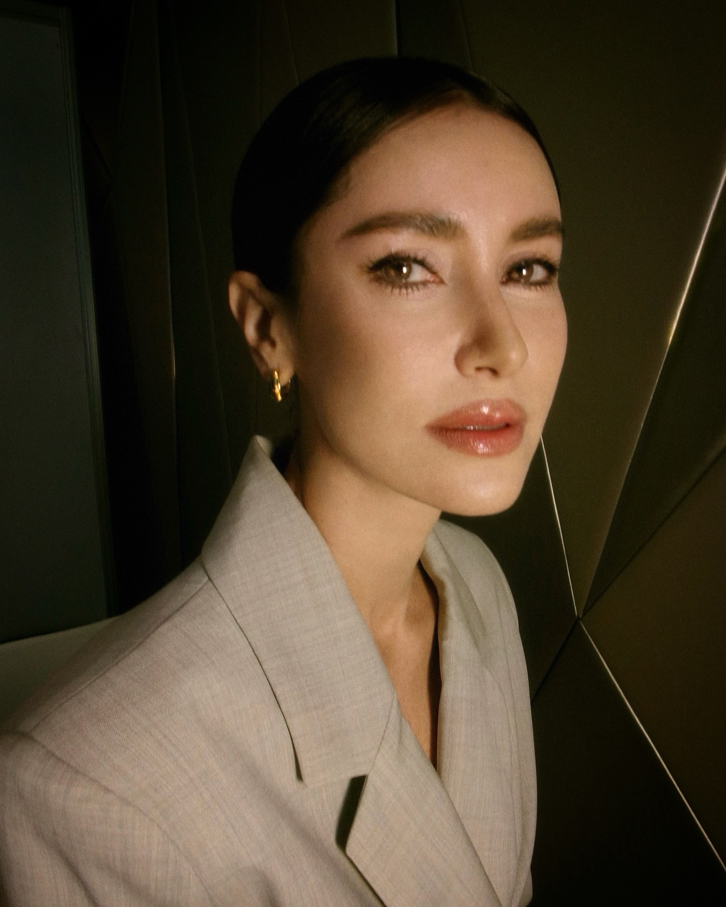 แอน ทองประสม