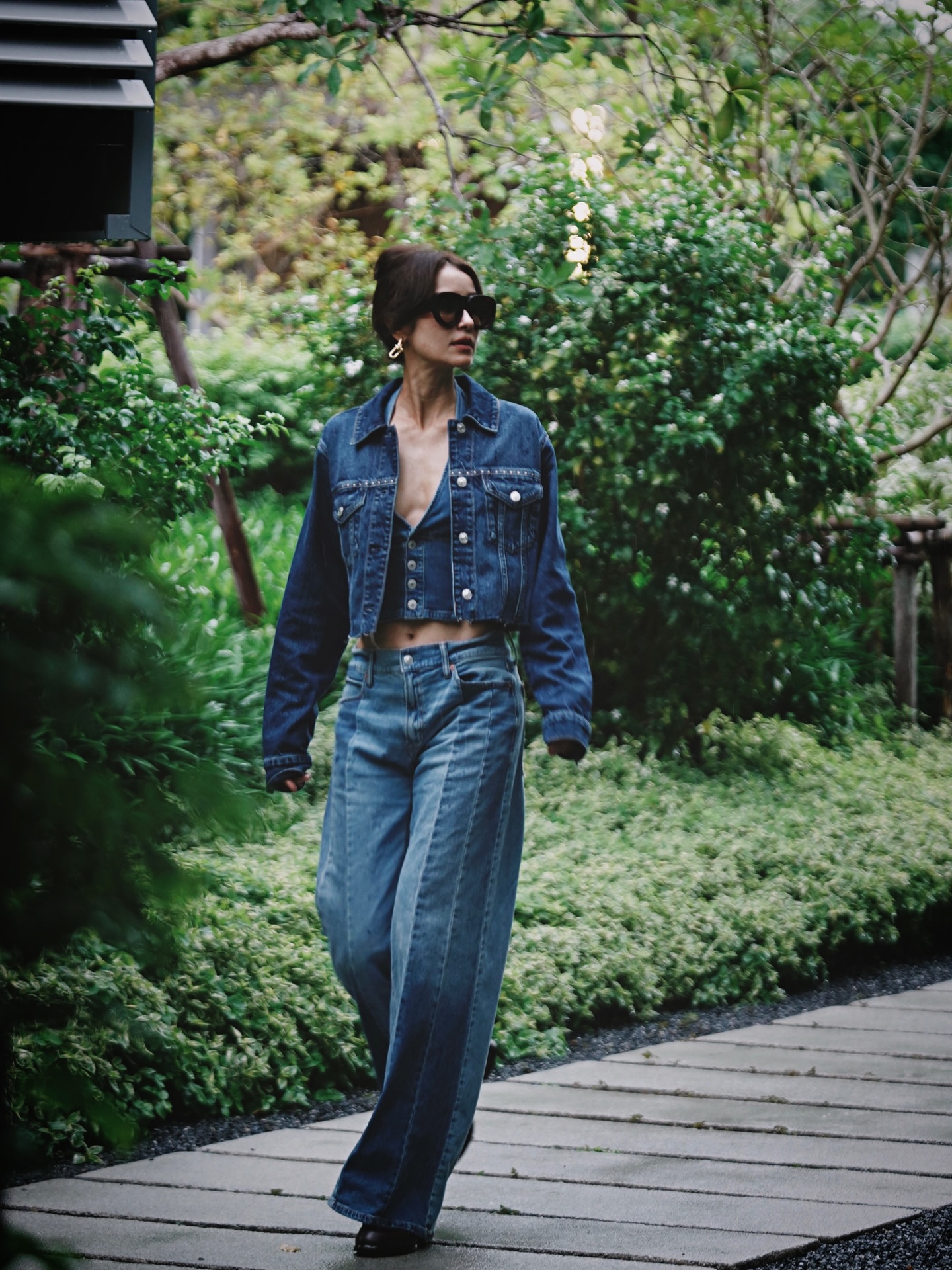 แอน ทองประสม