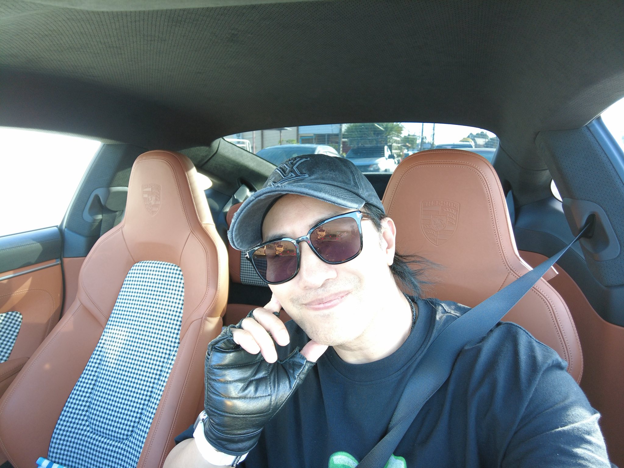 หนุ่ม กรรชัย