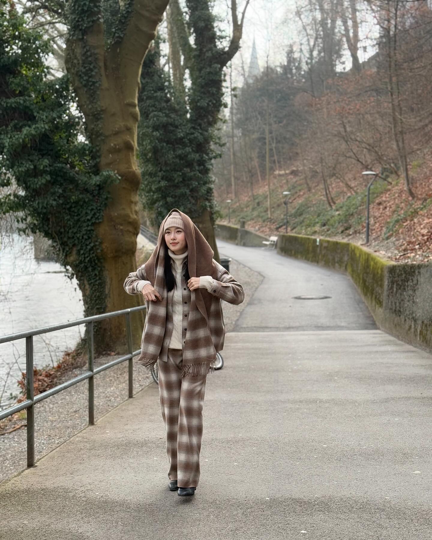 ปอย ตรีชฎา