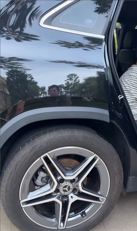 เนย โชติกา