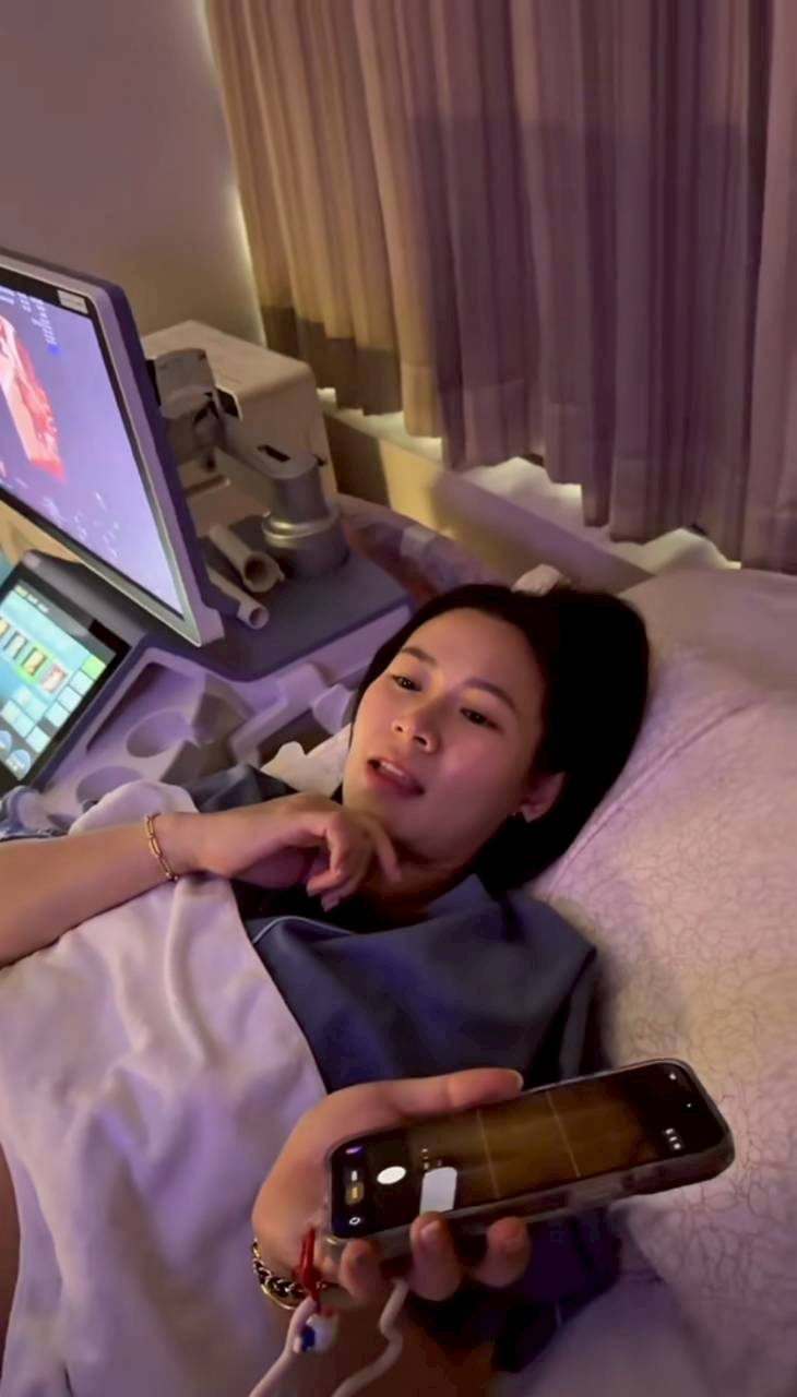 เจมส์ จิรายุ