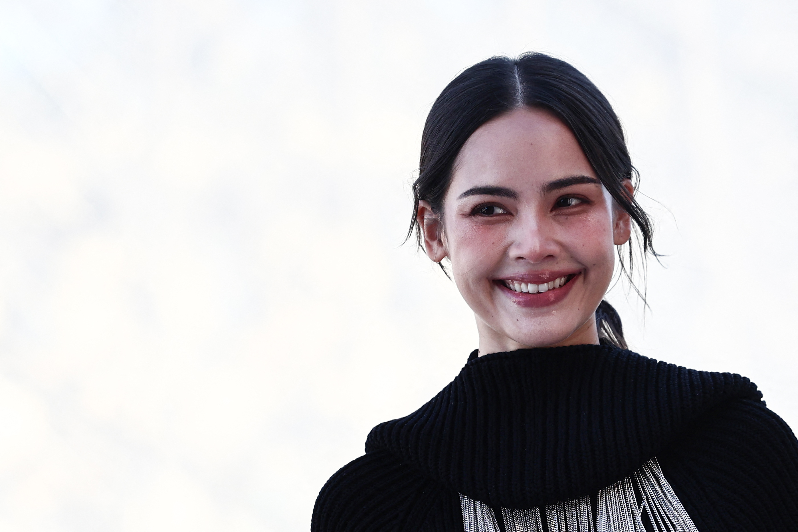 ลิซ่า-ญาญ่า ถ่ายภาพคู่ใน Paris Fashion Week 2025 แฟนๆ ยกให้เป็นเฟรมนางฟ้า
