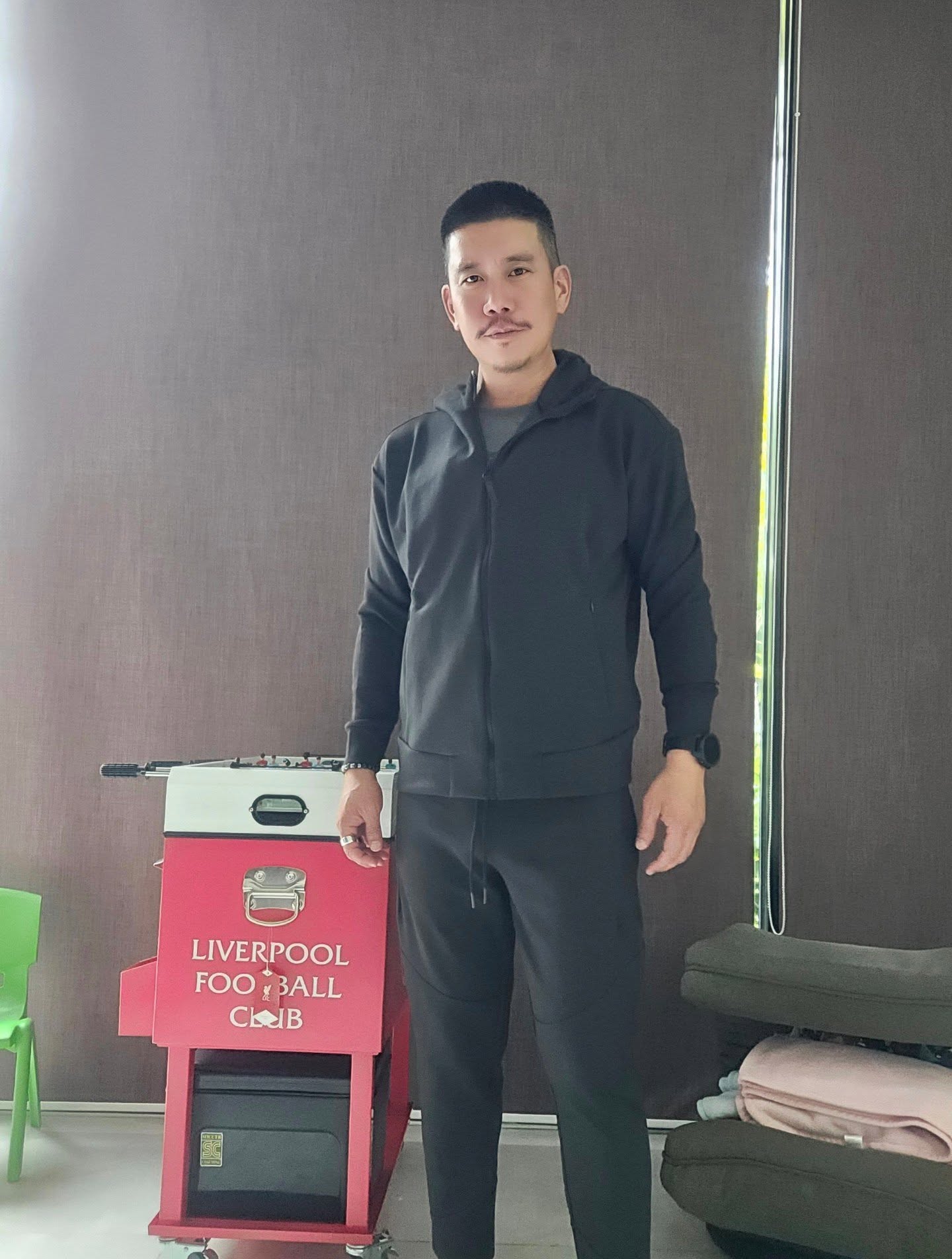 แบงค์ พชร