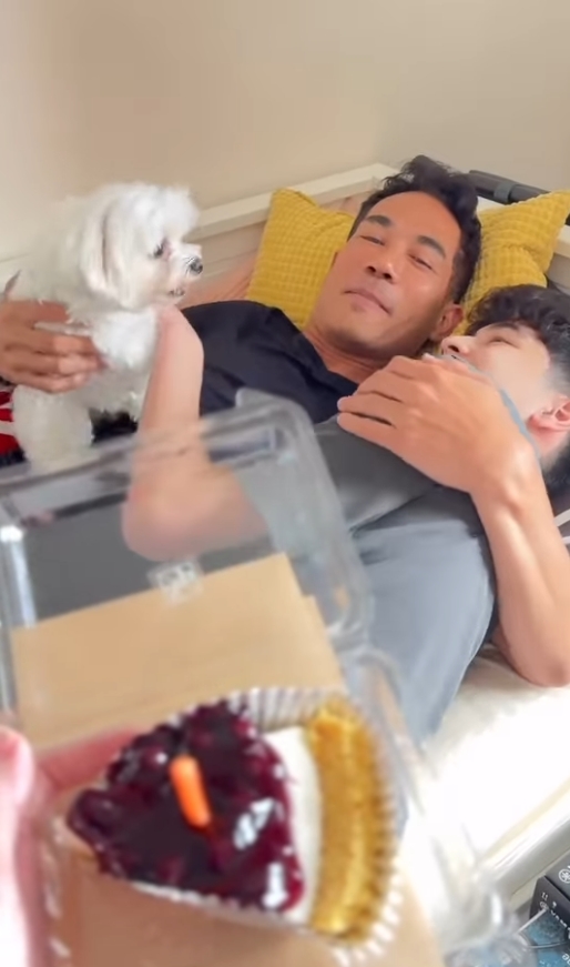 ตุ้ย ธีรภัทร์