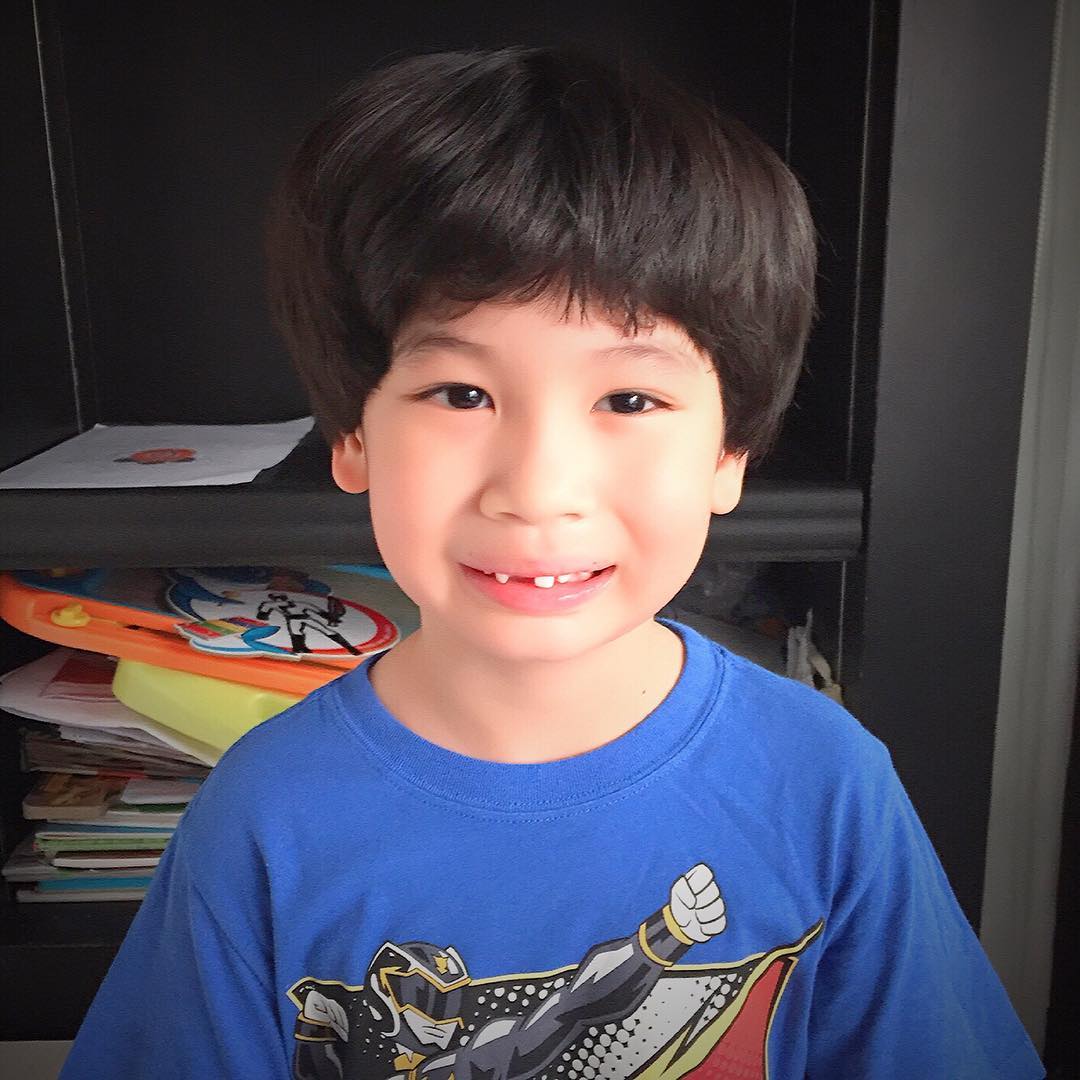 ตุ้ย ธีรภัทร์