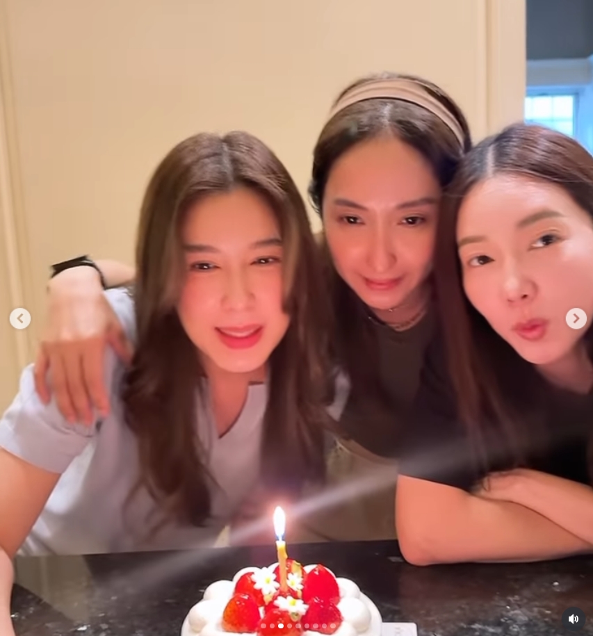 นุ่น บี เจีียบ