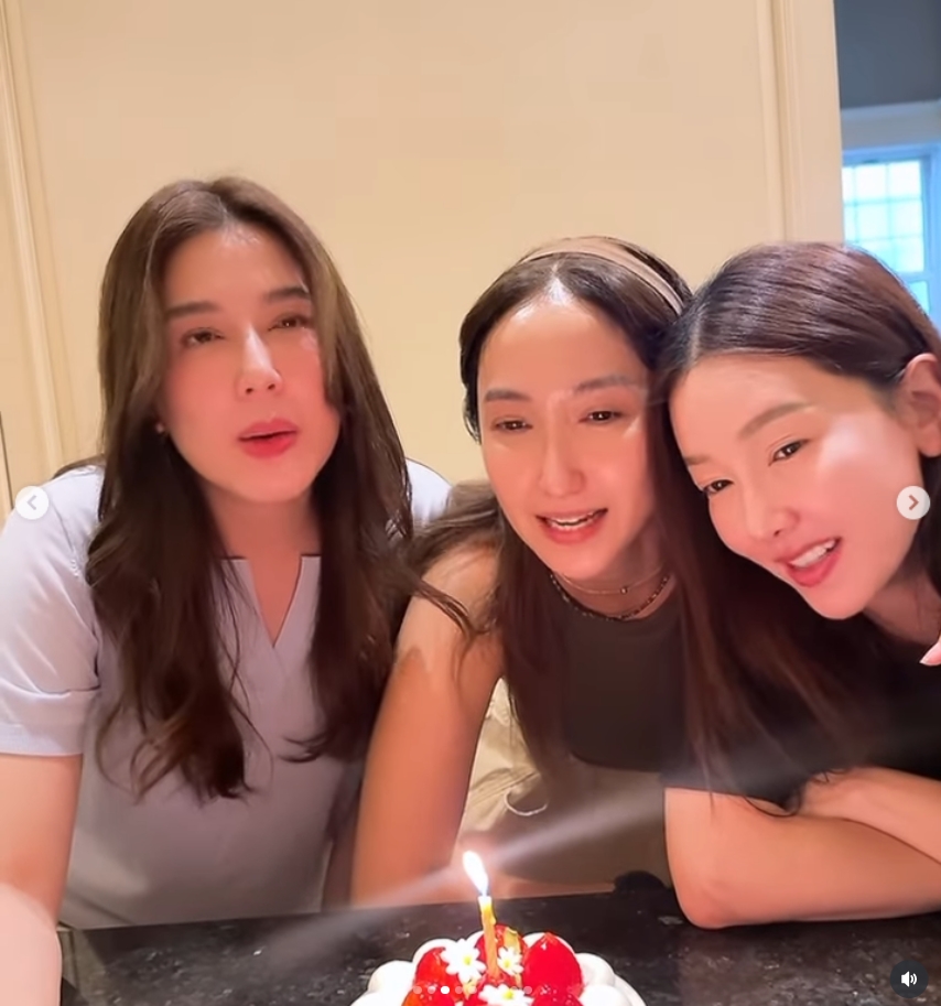 นุ่น บี เจีียบ