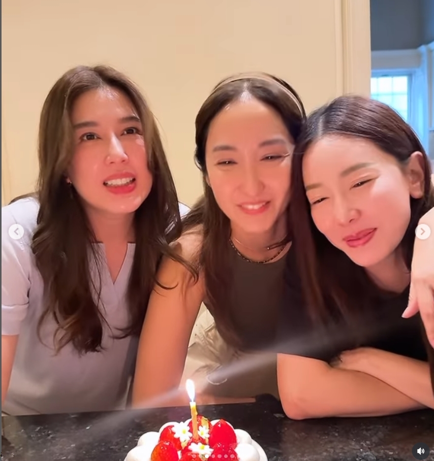 นุ่น บี เจีียบ