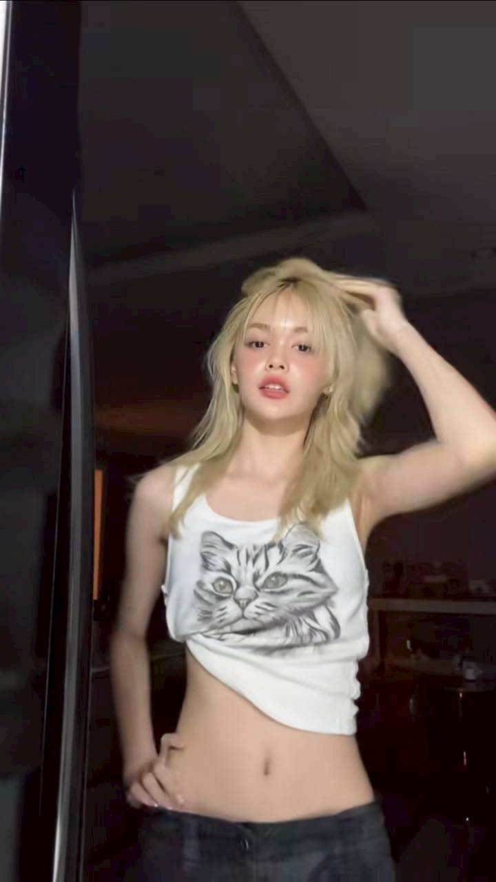 น้องลียา