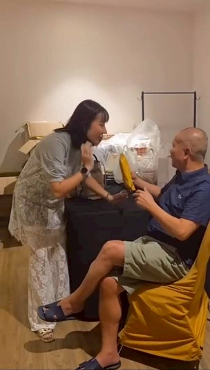 เอ็ม บุษราคัม