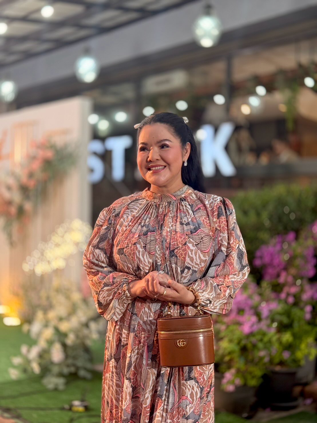 ฮาย อาภาพร