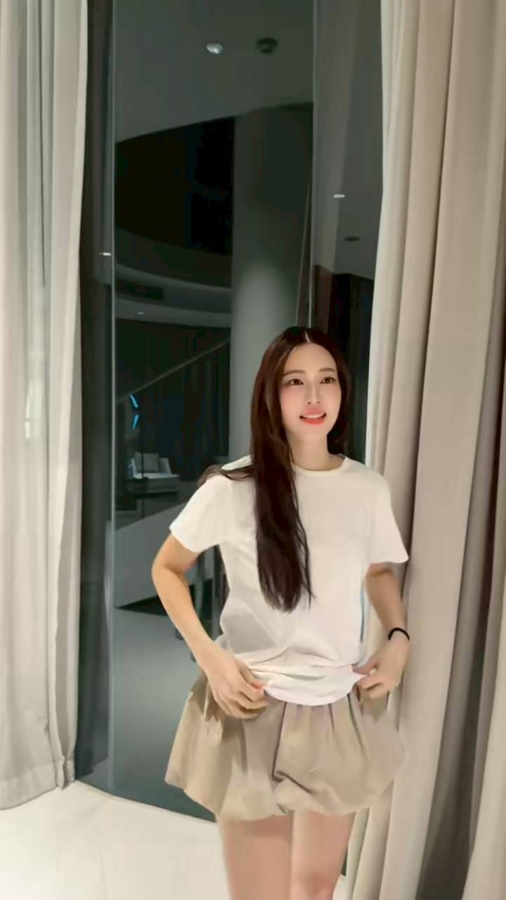 นุ่น วรนุช