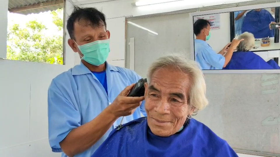 Fwd สุรินทร์– ชาวบ้านชายแดน เห็นด้วย อิฟูลดังสุรินทร์ จะจัดกิจกรรมทวงคืนปราสาทตาควาย ส่วนวัดหลวงปู่เฮง งดมหรสพ จัดแบบเรียบง่าย ไม่เชื่อใจสถานการณ์