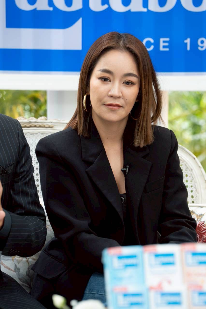 เปิ้ล นาคร-จูน กษมา