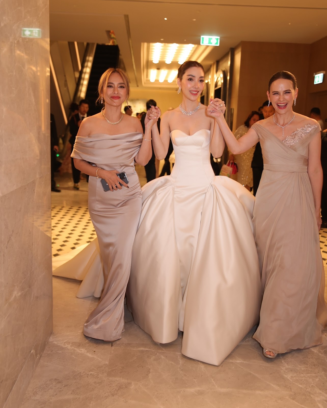 แก๊งนางฟ้า