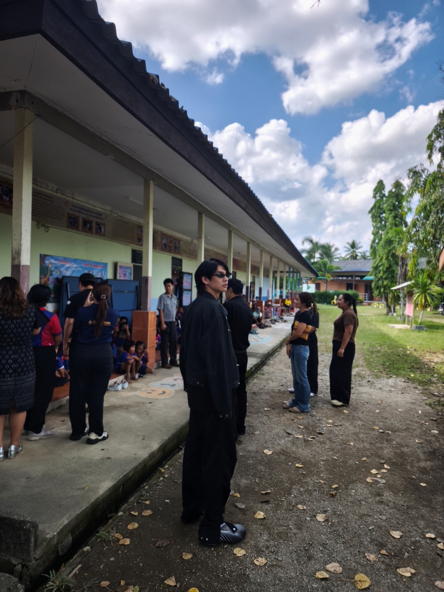 ไบร์ท วชิรวิชญ์ บริจาคน้ำท่วมหาดใหญ่