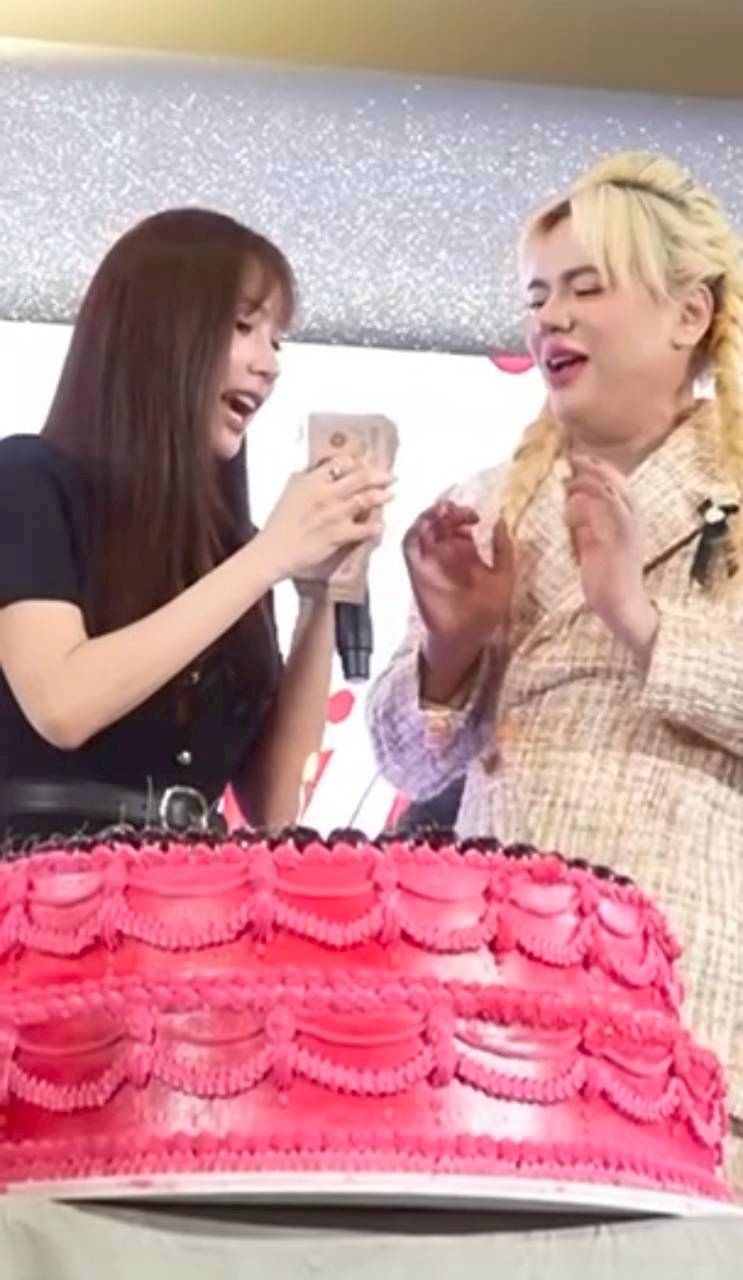 อั้ม พัชราภา