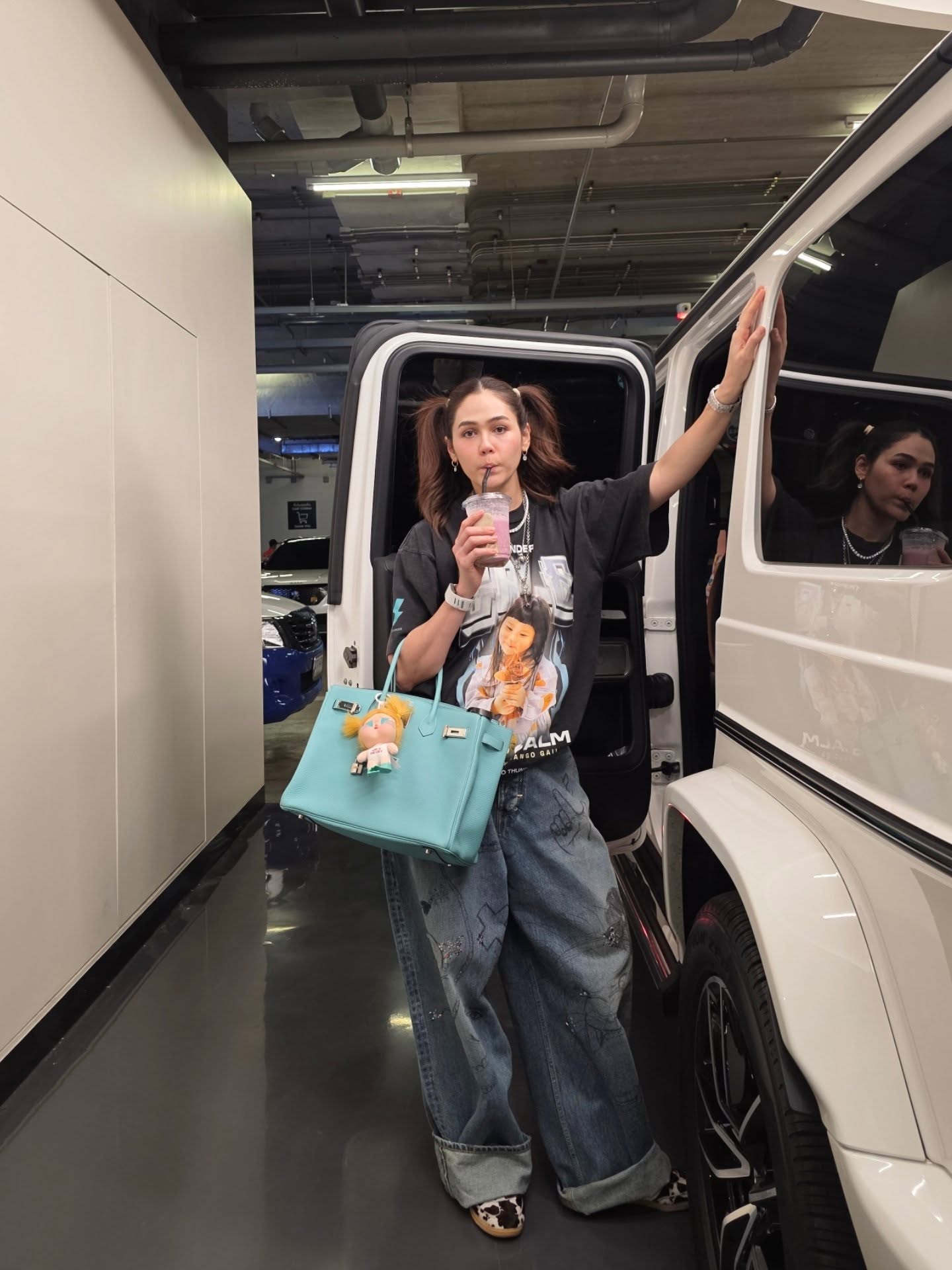 ชมพู่ อารยา