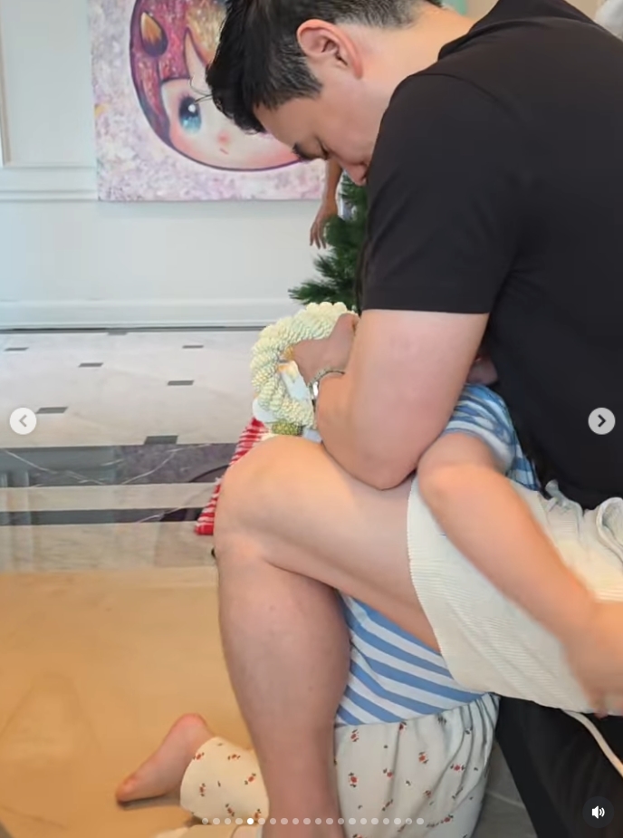 ชมพู่ อารยา