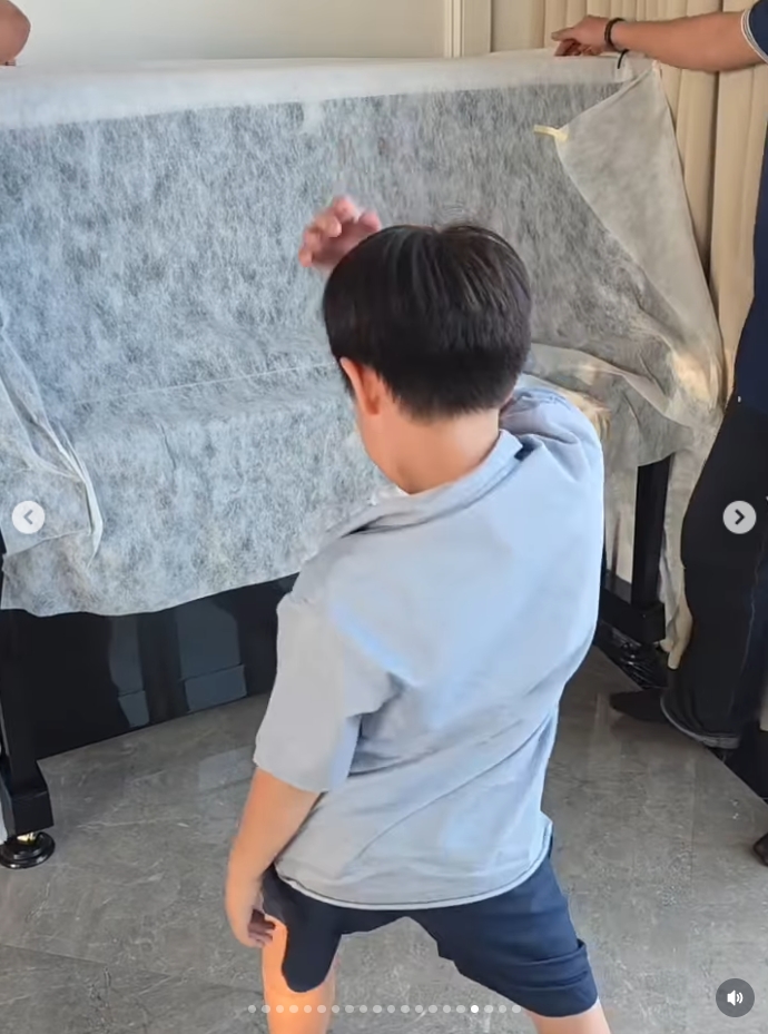 ชมพู่ อารยา