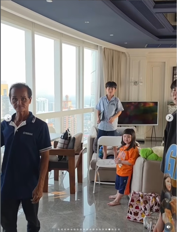 ชมพู่ อารยา