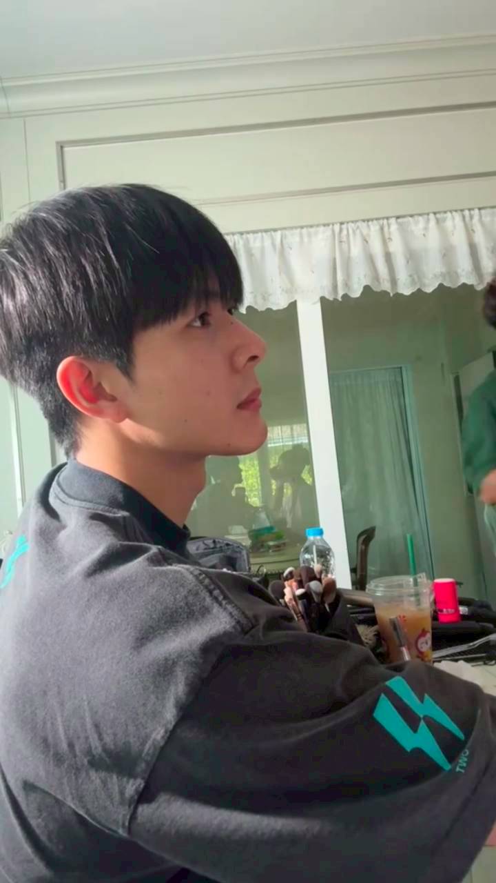 มอส เพื่อนเกล