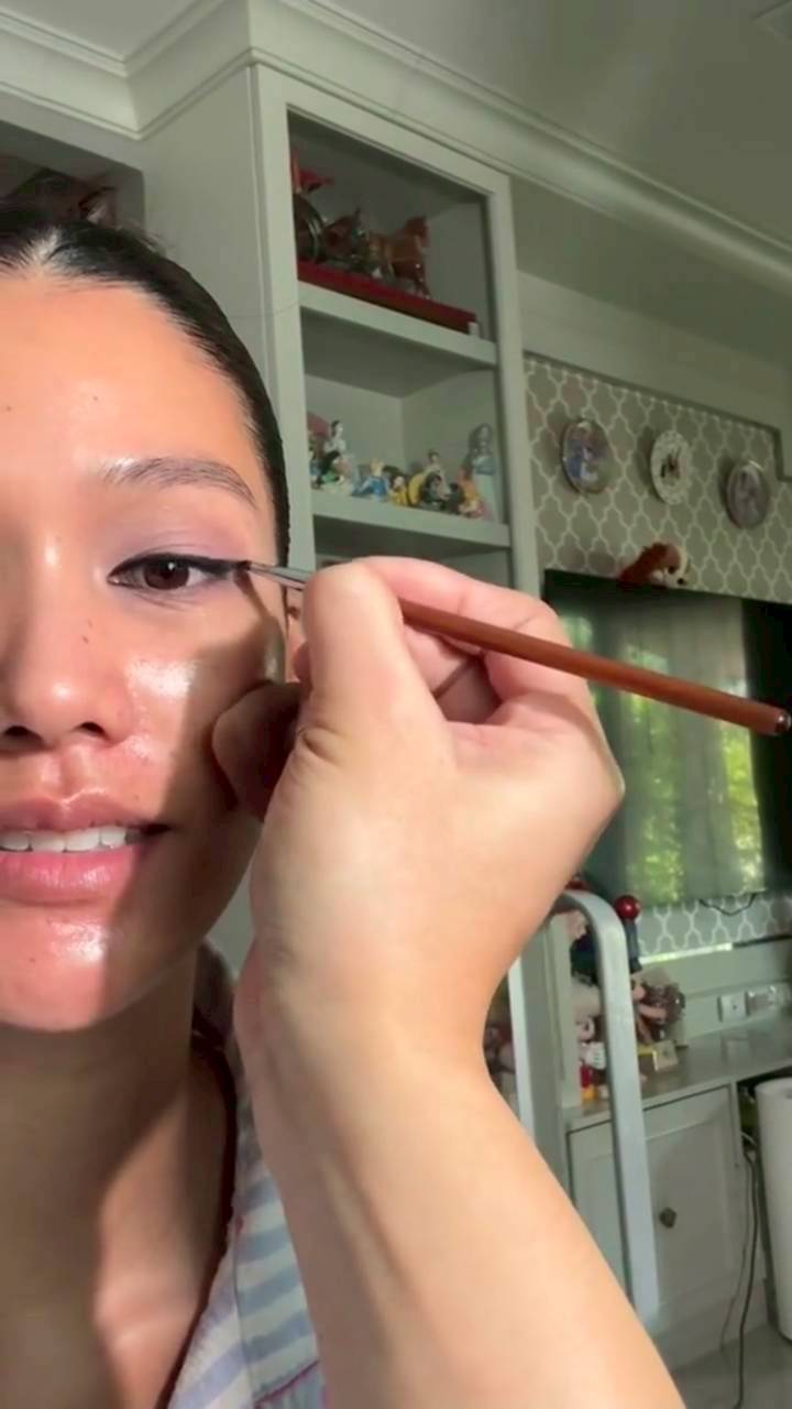 มอส เพื่อนเกล